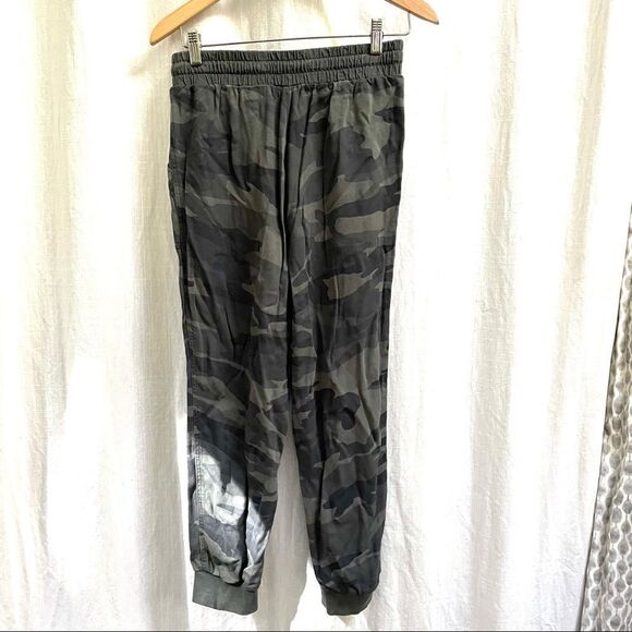 Splendid lakeside rayon camo joggers - Picture 9 of 15